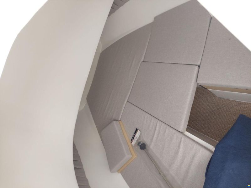Marinello 590 Cabin