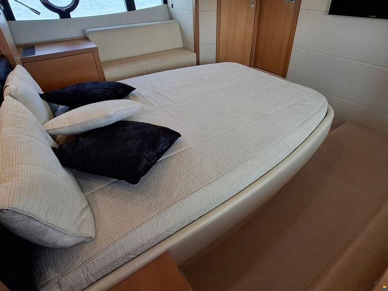 Sunseeker Portofino 48