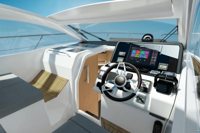 Sealine S335