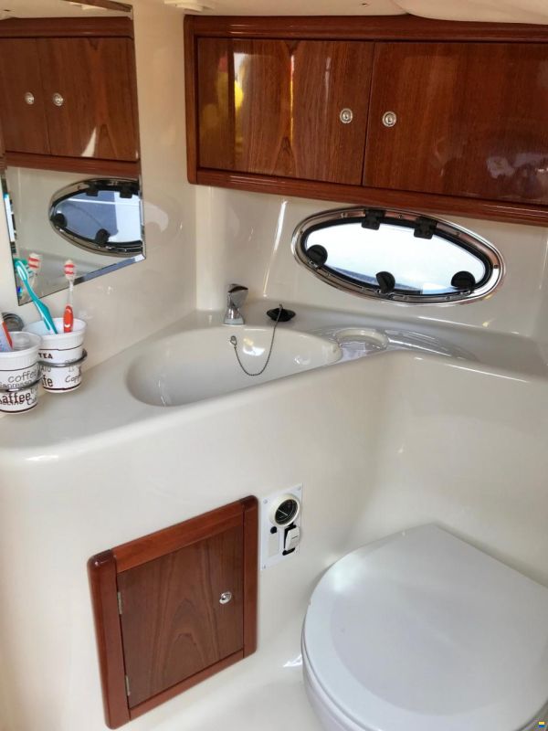 Windy 28 Ghibli mit Hafenplatz