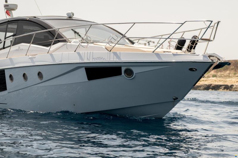 Cranchi M44 HT