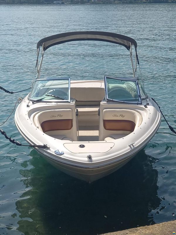 Sea Ray 200 SELECT