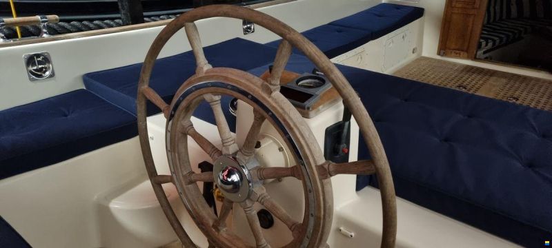 Jan Van Gent 10.35 Cabin