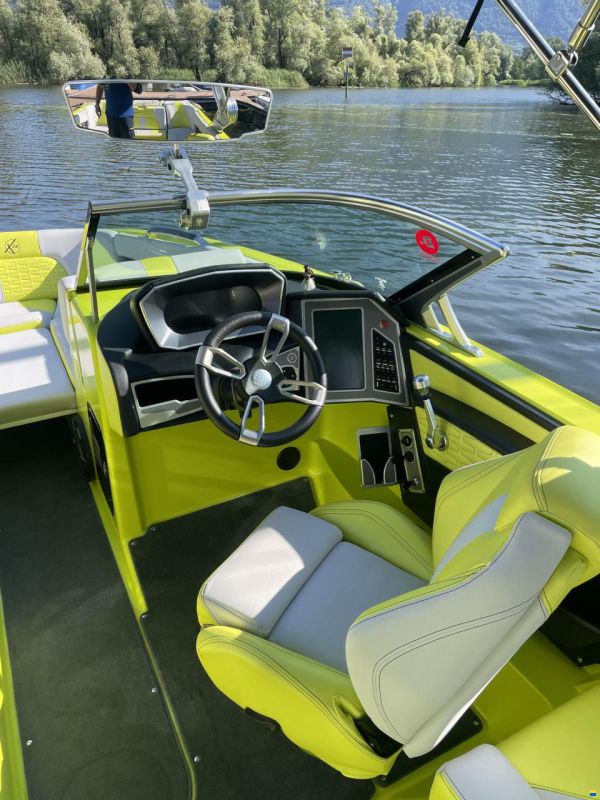 MasterCraft X-24