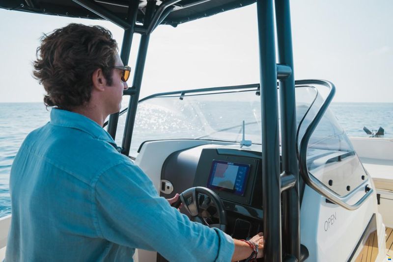 Quicksilver 705 OPEN