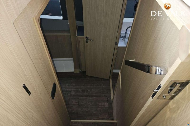 AQUILA 42