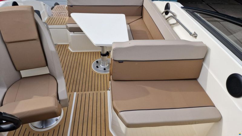 Quicksilver 805 Activ Cruiser