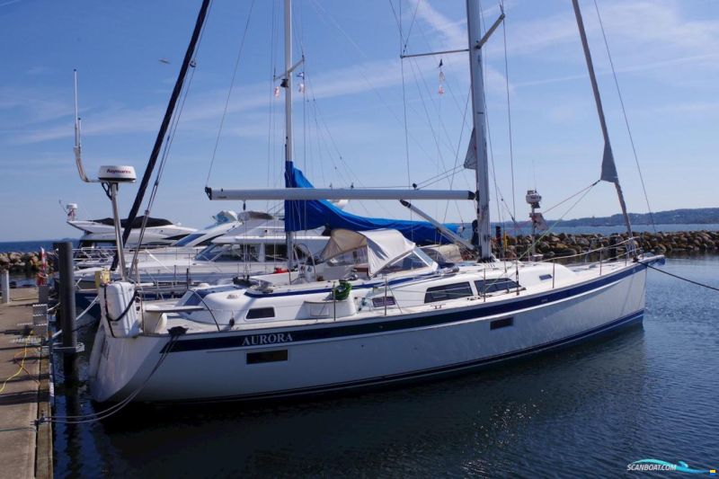 Hallberg-Rassy 44