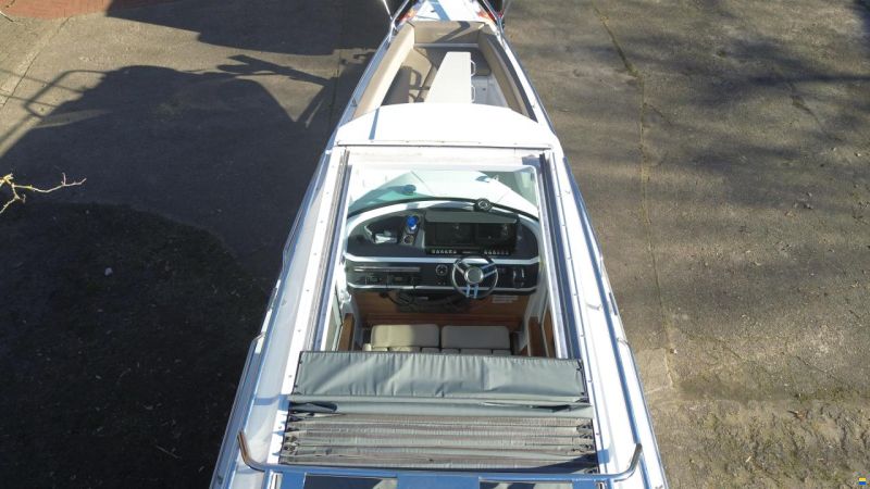 Axopar 28 AC Cabin  Facelift