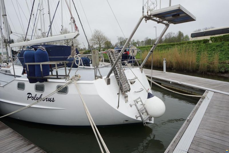 Van de Stadt 44 Center Cockpit