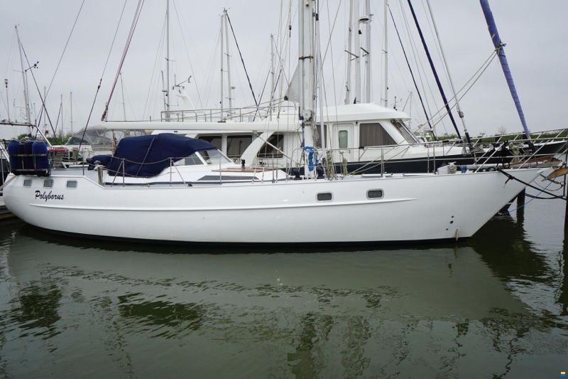 Van de Stadt 44 Center Cockpit