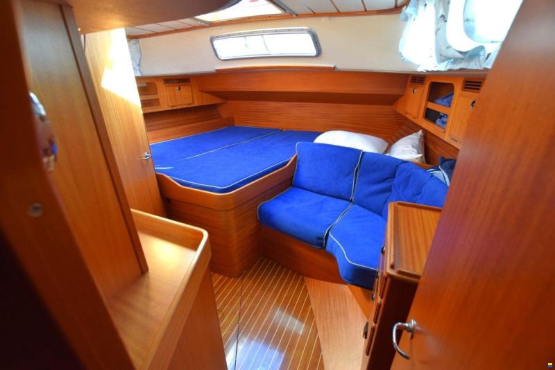 Hallberg-Rassy 43