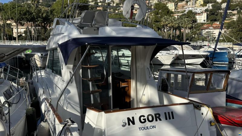Beneteau Antares 9.80