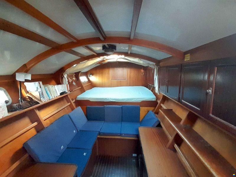 One Off Design 18m Open Bridgedeck
