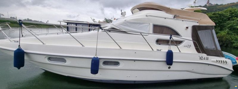 Sealine F330 MIT 2 X DIESEL UND VIEL ZUB