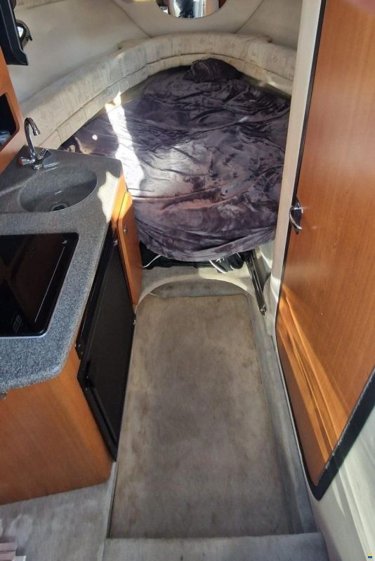 Crownline 270 CR