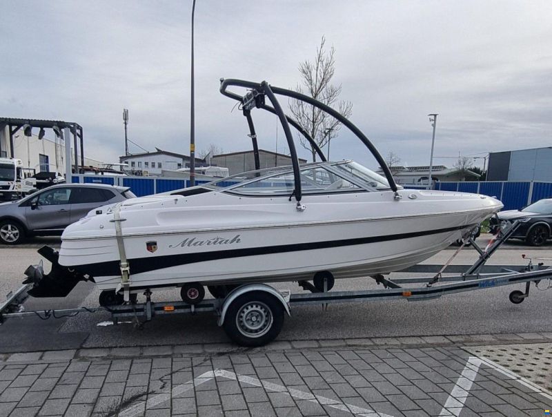 Mariah SX18 MIT WAKEBOARDTOWER, TRAILER