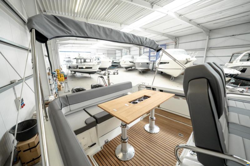 Jeanneau Cap Camarat 9.0 CC