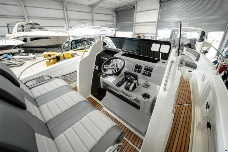 Jeanneau Cap Camarat 9.0 CC
