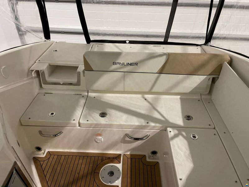 Bayliner 742 R Cuddy