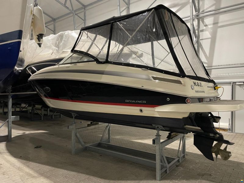 Bayliner 742 R Cuddy