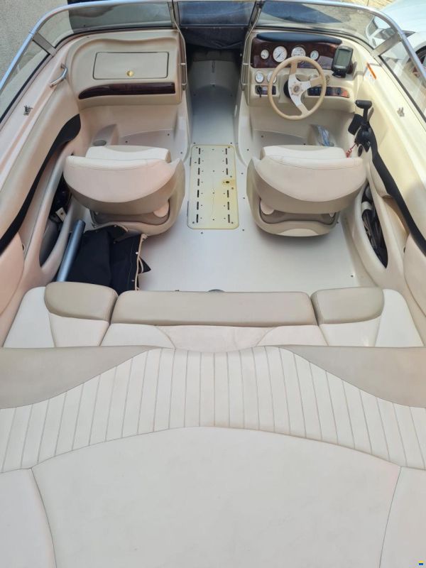 Glastron BOWRIDER 185