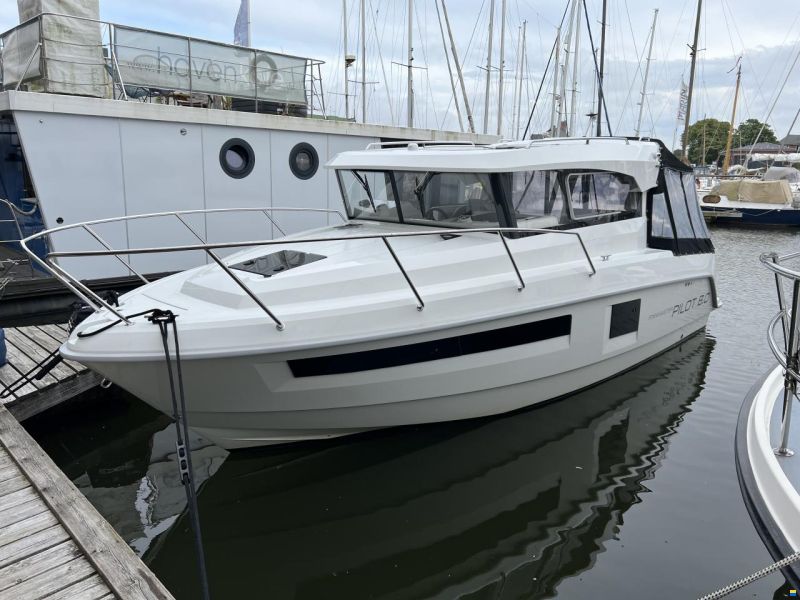 Finnmaster Pilot 8
