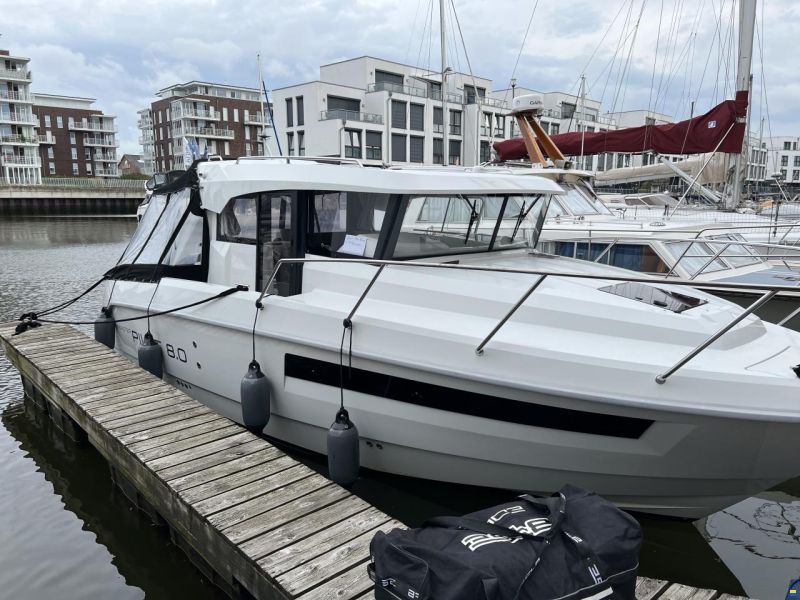 Finnmaster Pilot 8