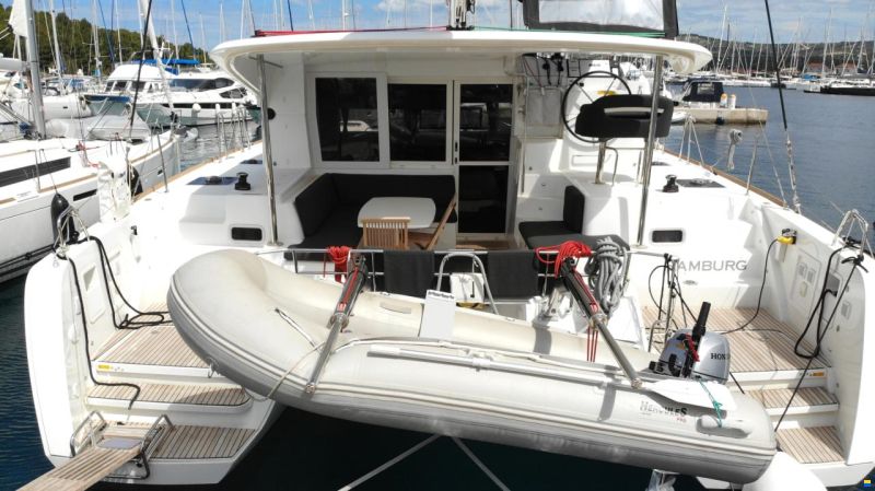 Lagoon 40