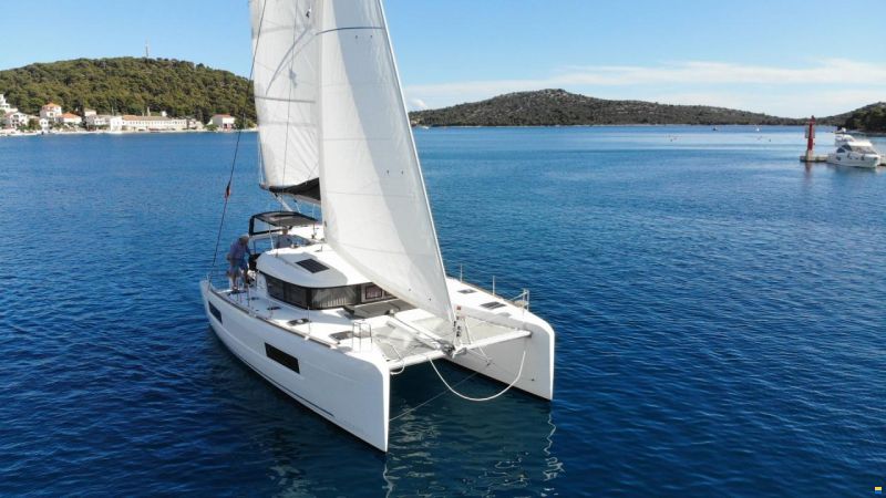 Lagoon 40