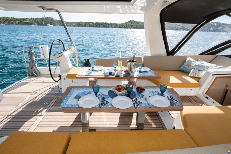 Jeanneau 60
