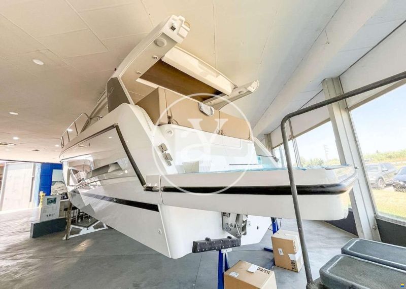 Sealine S430