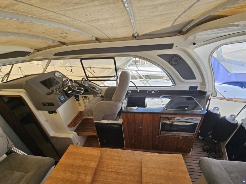 Marex 320 Aft Cabin Cruiser