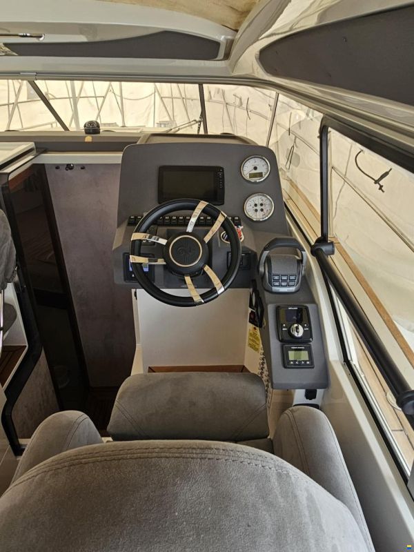Marex 320 Aft Cabin Cruiser