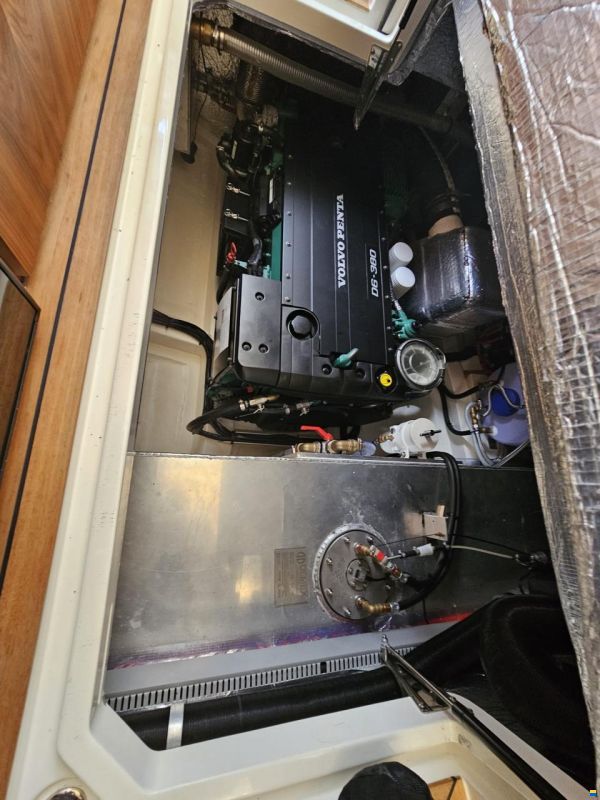 Marex 320 Aft Cabin Cruiser