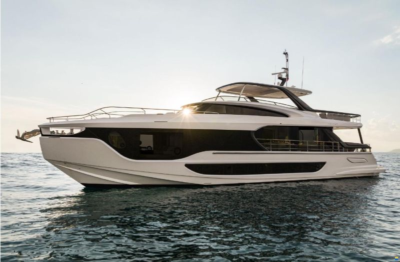 Azimut GRANDE 26 M