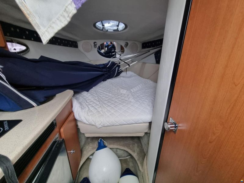 Crownline 250 Cruiser
