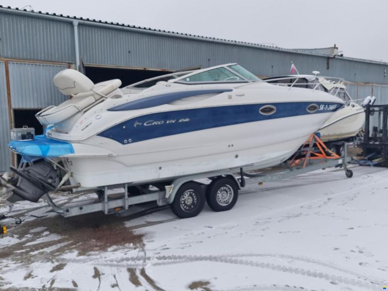 Crownline 250 Cruiser