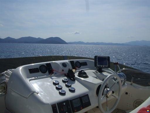 Sealine F44
