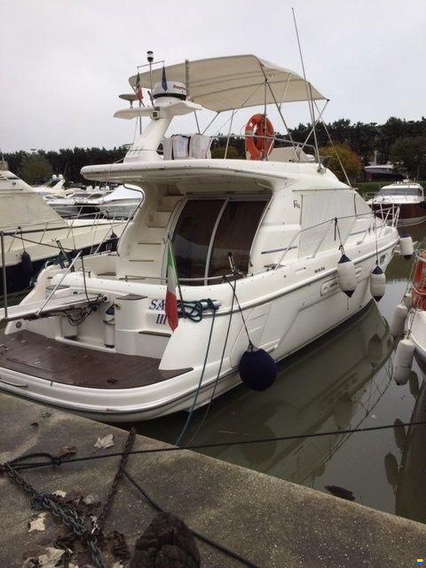 Sealine F44