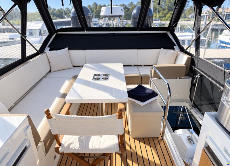 Galeon 420 FLY