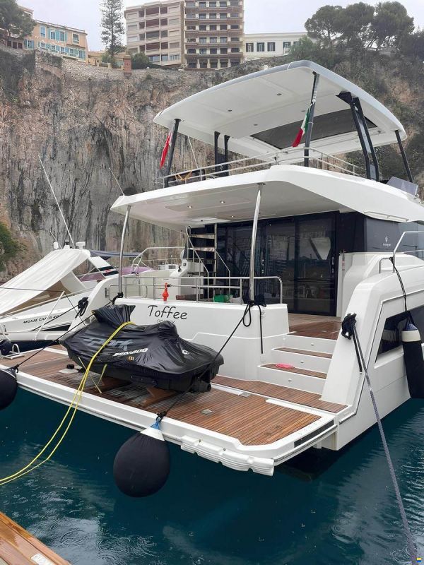 Fountaine Pajot MY6
