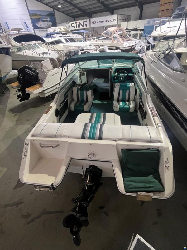 Sea Ray 200 CC