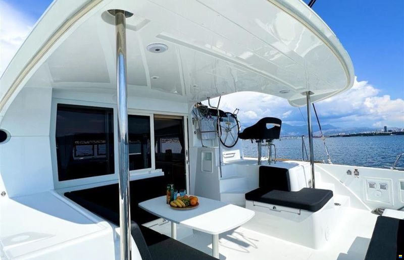Lagoon 40