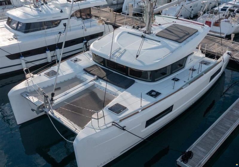 Lagoon 40