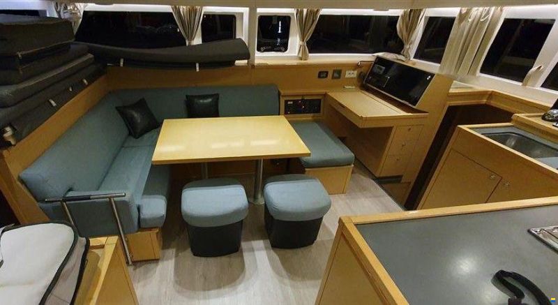 Lagoon 400 S2
