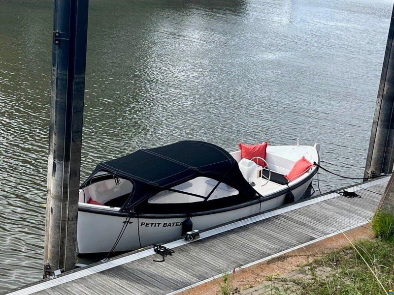 Stout 750