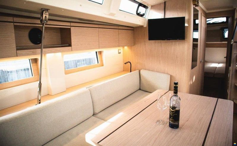Beneteau Oceanis 51.1