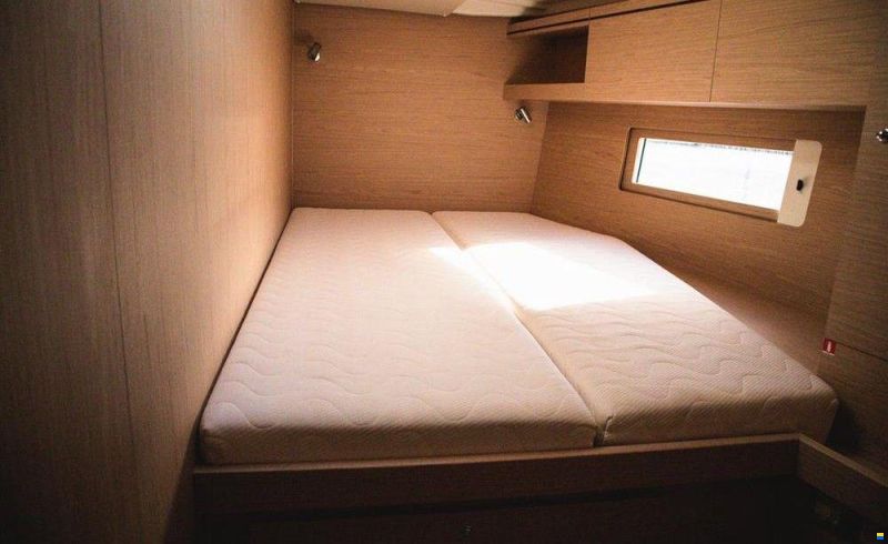 Beneteau Oceanis 51.1