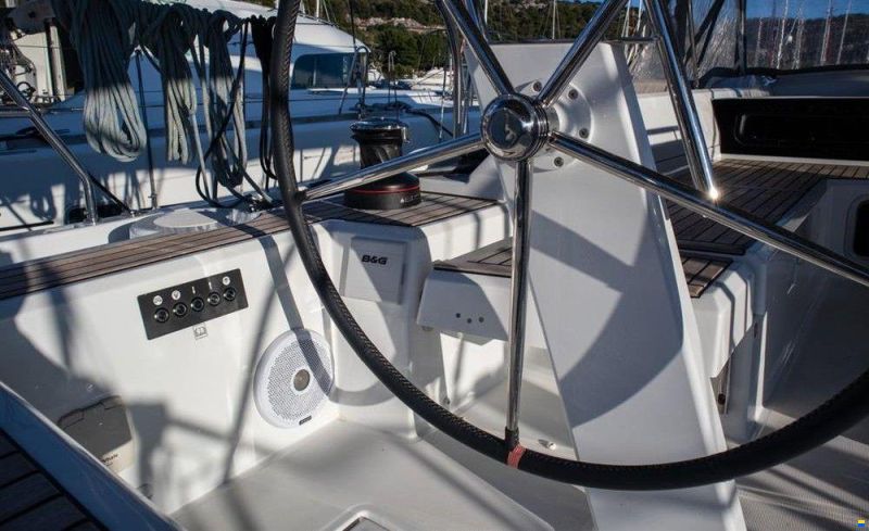 Beneteau Oceanis 51.1